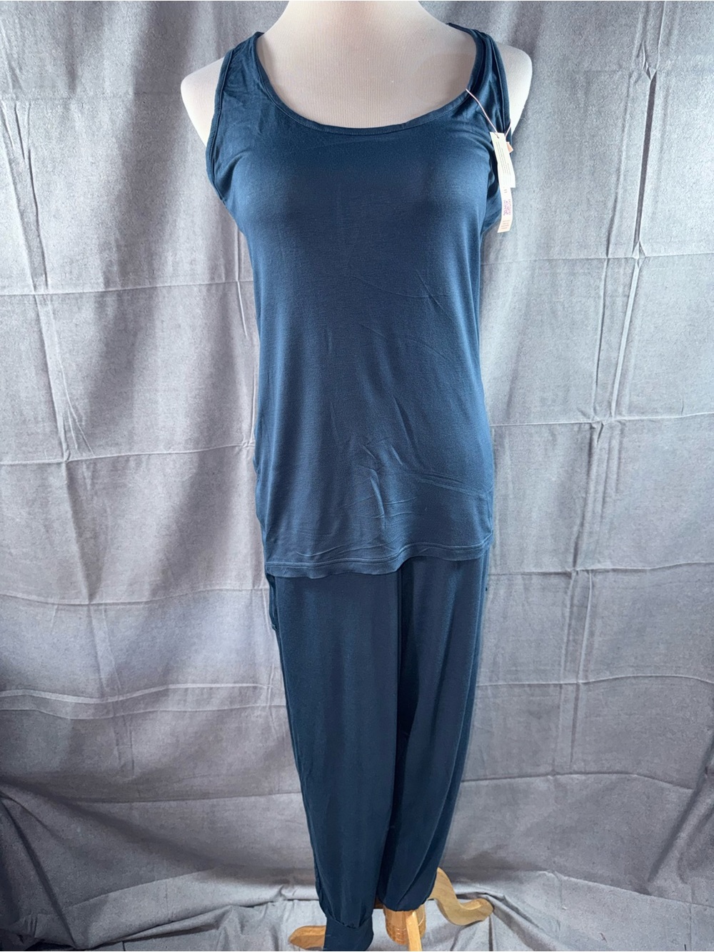 3102-Adore Me Navy Blue Sleep Tank & Jogger Set